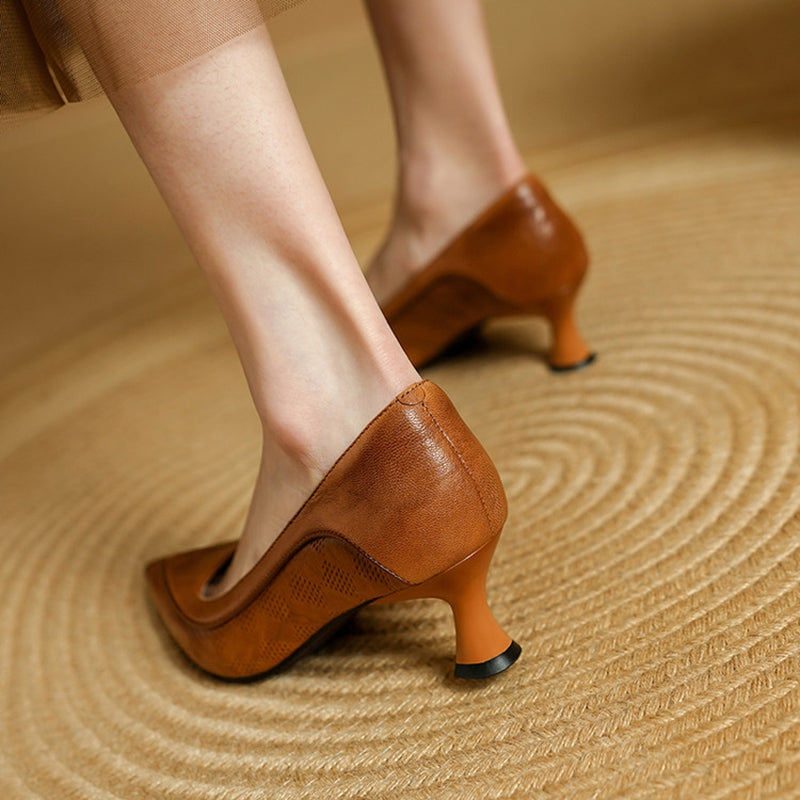 Eleganckie Szpilki ze Skóry Naturalnej Belle