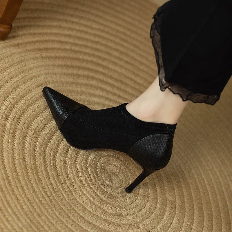 Szpilki z naturalnej skóry Veronica